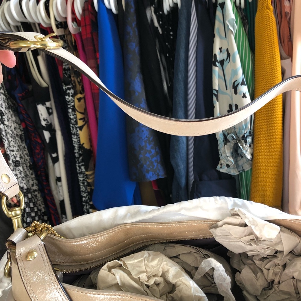 💥 Last chance 💥Coach- Gold Sabrina - Rare, NWOT - Picture 6 of 8